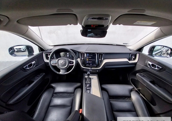 Volvo XC 60 cena 144900 przebieg: 95890, rok produkcji 2018 z Poznań małe 781
